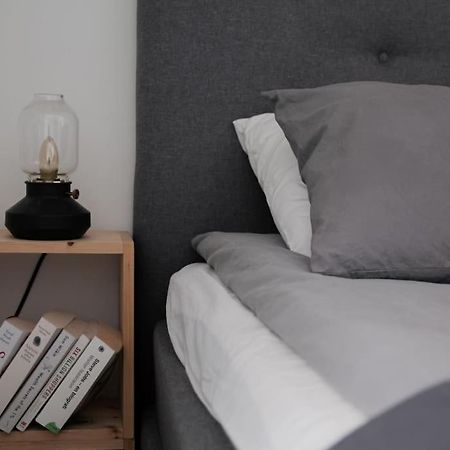 Cozy Penthouse Loft - Near The Airport Apartman Vantaa Kültér fotó