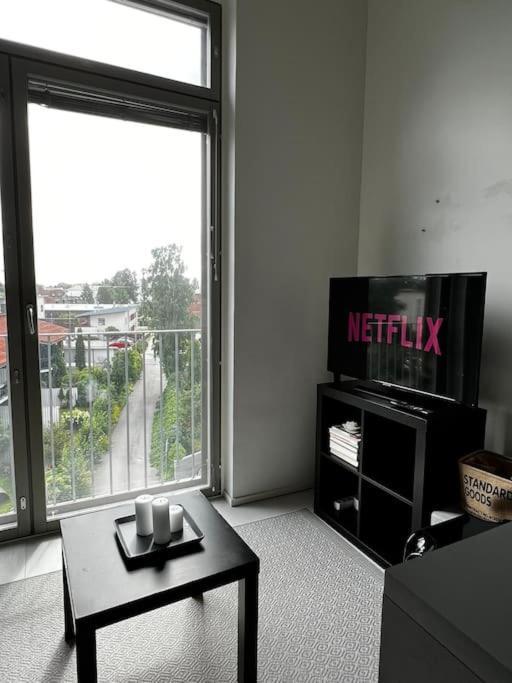 Cozy Penthouse Loft - Near The Airport Apartman Vantaa Kültér fotó